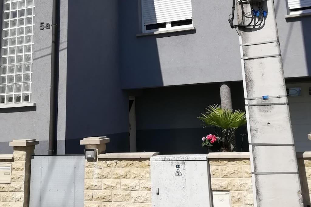 Appartement Agreable Αγκνώ Εξωτερικό φωτογραφία